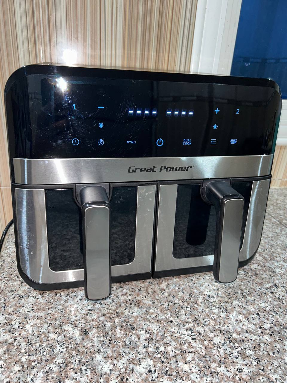 Friteuse Air Fryer sans huile 9L 2400W Great Power Moulinex designe مقلاة هوائية مناسبة للعائلات الكبيرة و الصغيرة