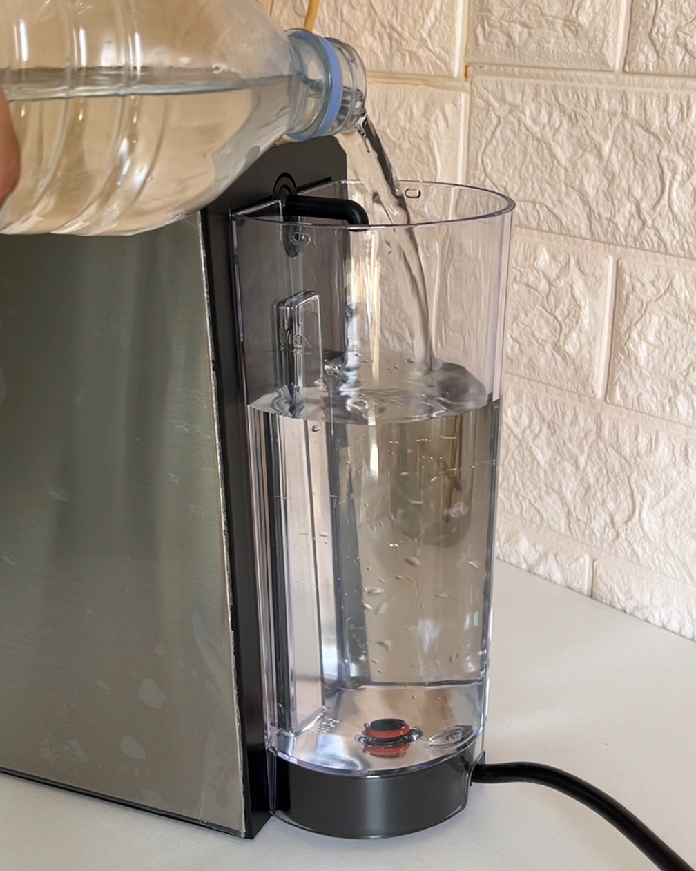 Machine à café TIREX 4 En 1 _ 19 BAR-1450Watt ألة صنع القهوة 4 في 1 من الماركة TIREX العالمية