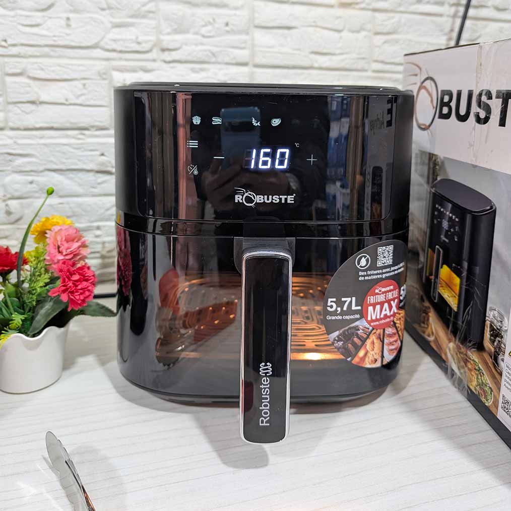 Friteuse Air Fryer sans huile 5.7L 1700W ROBUSTE تخفيضات على المقلاة الهوائية المناسبة للعائلات الكبيرة و الصغيرة