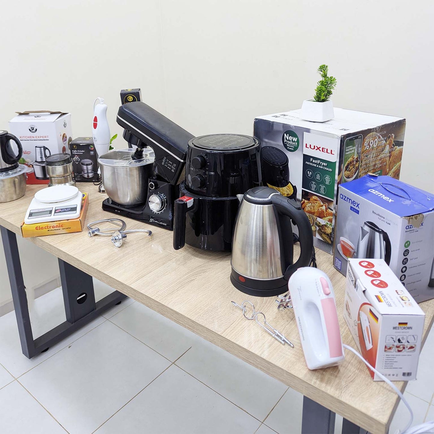 NV PACK 8 PIECES ELECTROMENAGER (050) أقوى تجميعة متكاملة ب 8 أجهزة كهرومنزلية و ضمان كاين على كامل النتجات